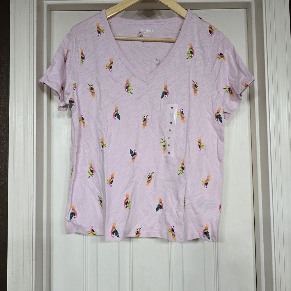 Old Navy Women's Light Pink Parrot Tee